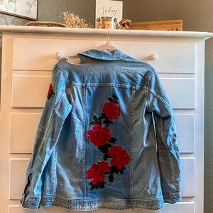 Arizona Jean Jacket with Rose Design, Small